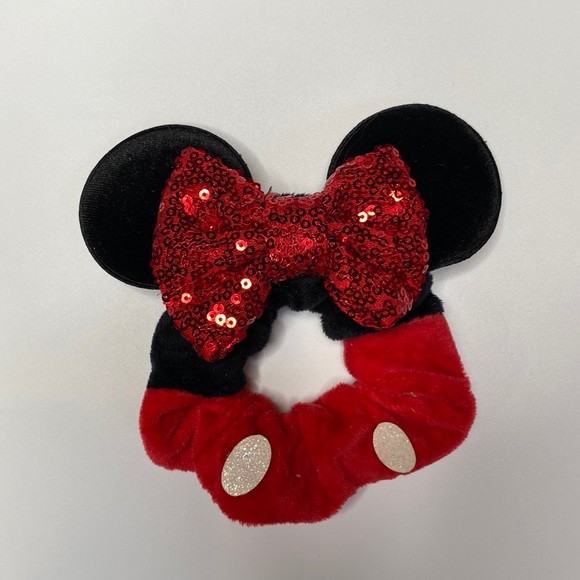 Black & Red Mickey/Minnie Mouse Scrunchie - Picture 1 of 1